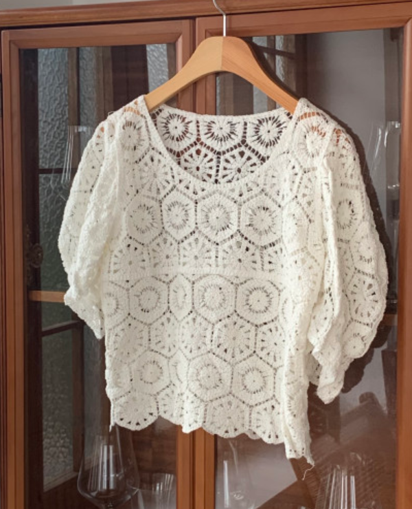 Crochet puff blouse