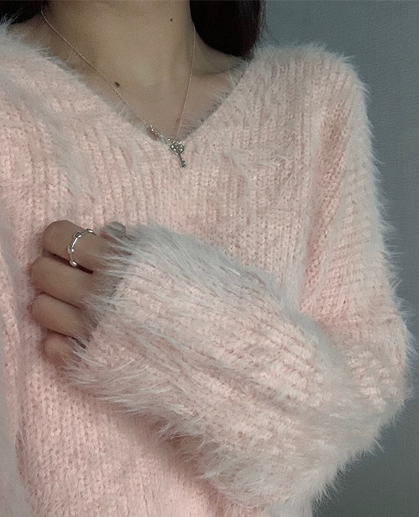 Angela V knit